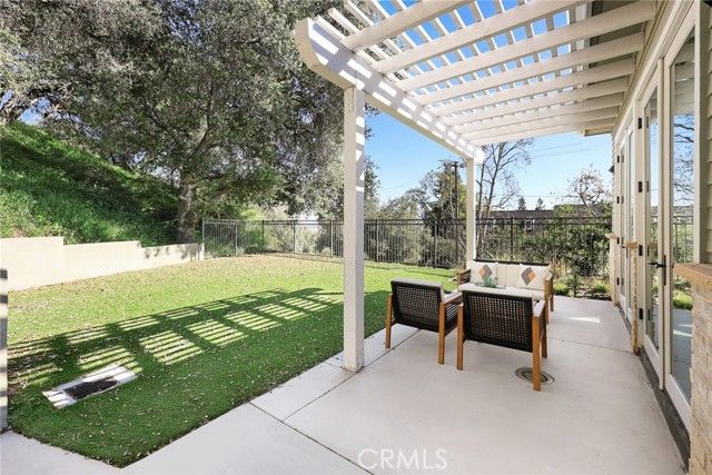 608 Baldwin Court, Sierra Madre, CA 91024