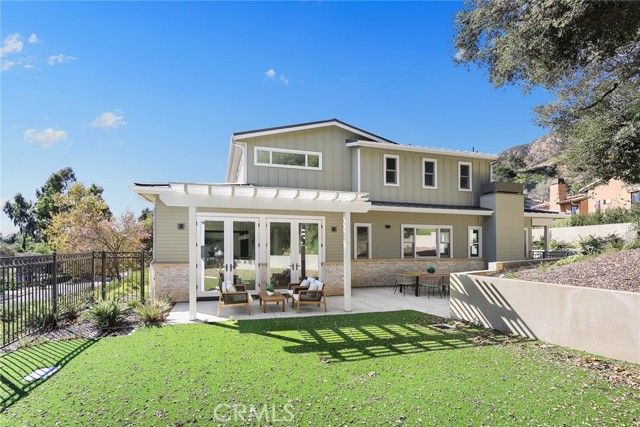 608 Baldwin Court, Sierra Madre, CA 91024