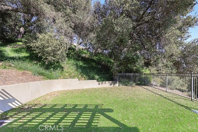 608 Baldwin Court, Sierra Madre, CA 91024