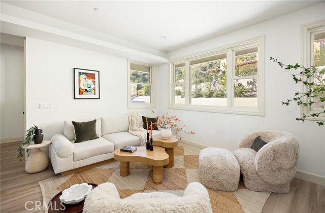 608 Baldwin Court, Sierra Madre, CA 91024