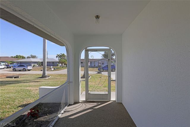 3626 SE 2nd AVE, Cape Coral, FL 33904