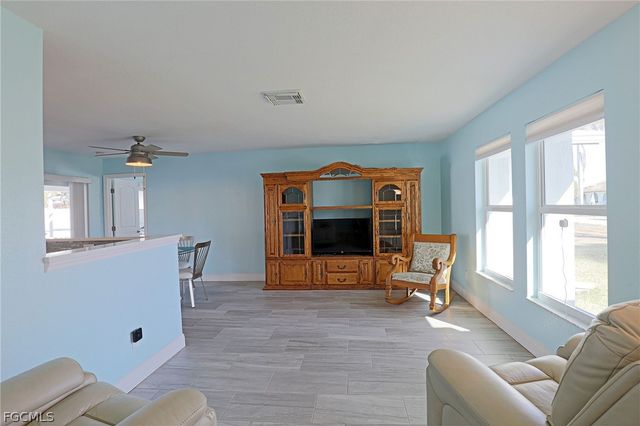 3626 SE 2nd AVE, Cape Coral, FL 33904