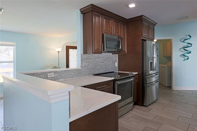 3626 SE 2nd AVE, Cape Coral, FL 33904