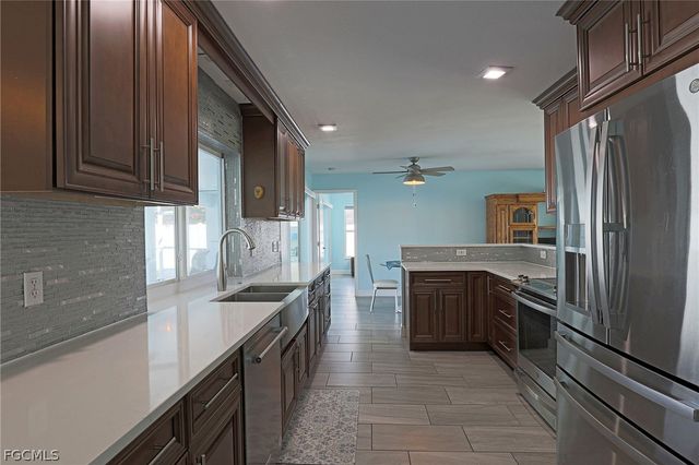 3626 SE 2nd AVE, Cape Coral, FL 33904