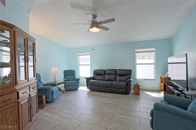 3626 SE 2nd AVE, Cape Coral, FL 33904