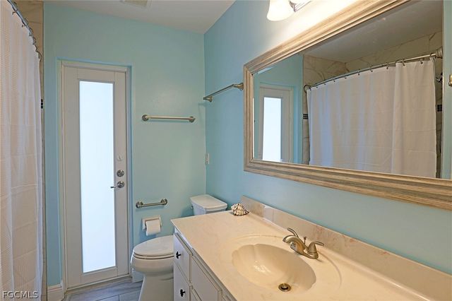 3626 SE 2nd AVE, Cape Coral, FL 33904