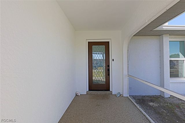 3626 SE 2nd AVE, Cape Coral, FL 33904