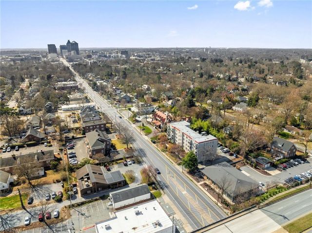 1013 N Elm Street B6, Greensboro, NC 27401