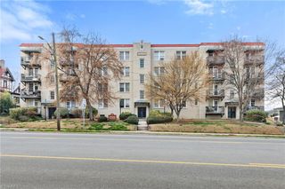 1013 N Elm Street B6, Greensboro, NC 27401