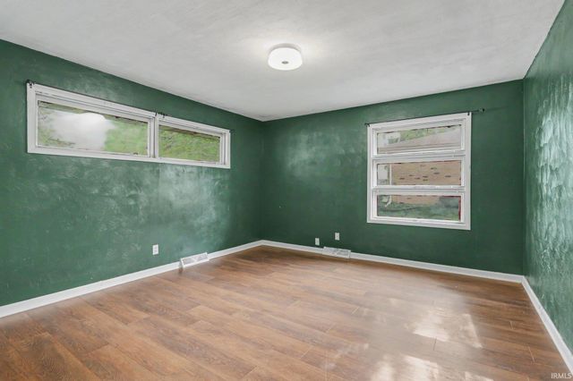 20408 Ozone Street, South Bend, IN 46614