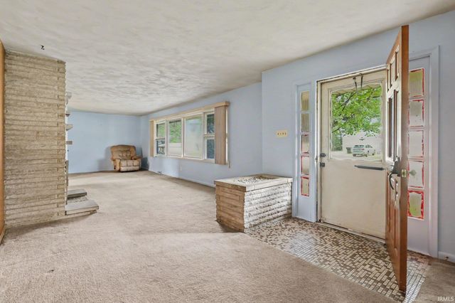 20408 Ozone Street, South Bend, IN 46614