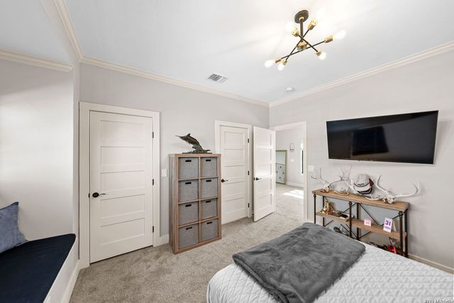 313 JAMES ST, Boerne, TX 78006