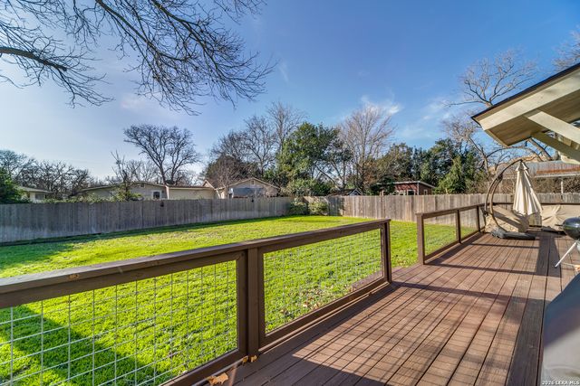 313 JAMES ST, Boerne, TX 78006
