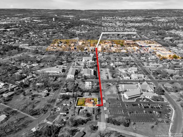 313 JAMES ST, Boerne, TX 78006