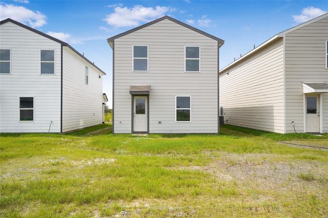 234 Road 590108, Cleveland, TX 77327