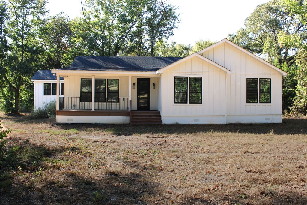 22778 County Road 448, Lindale, TX 75771