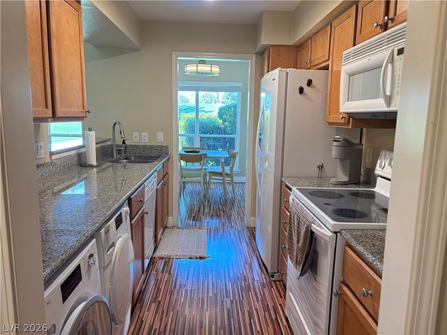 2855 Geary Place 3201, Las Vegas, NV 89109