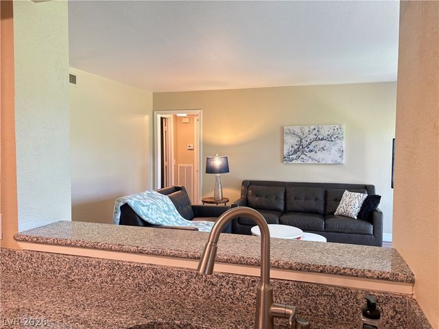 2855 Geary Place 3201, Las Vegas, NV 89109