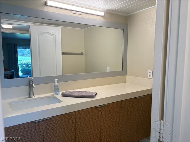 2855 Geary Place 3201, Las Vegas, NV 89109