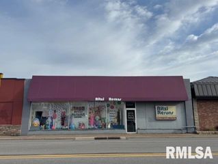 1612 W LOCUST Street, Davenport, IA 52804