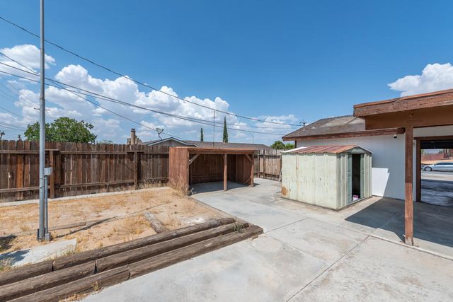 14400 Woodland Drive, Victorville, CA 92395