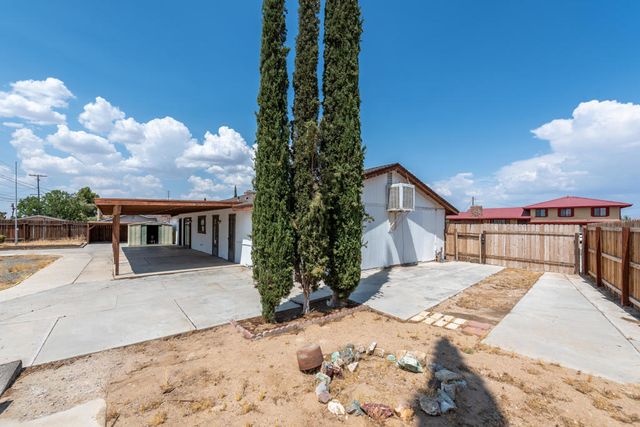 14400 Woodland Drive, Victorville, CA 92395