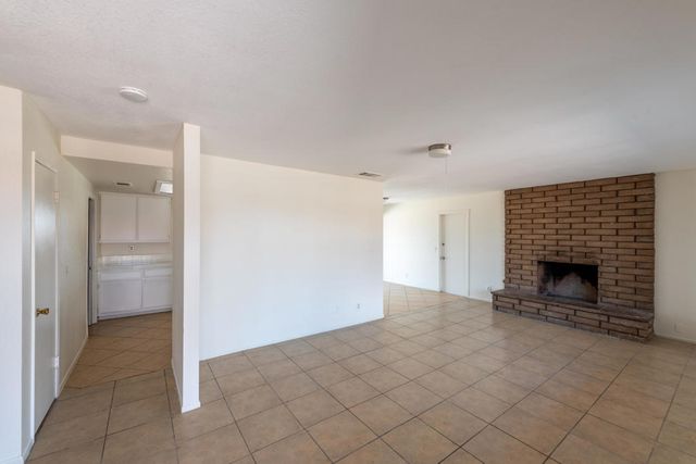 14400 Woodland Drive, Victorville, CA 92395