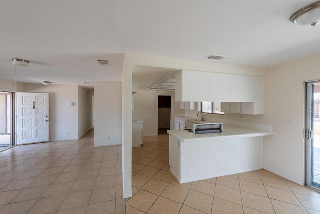 14400 Woodland Drive, Victorville, CA 92395