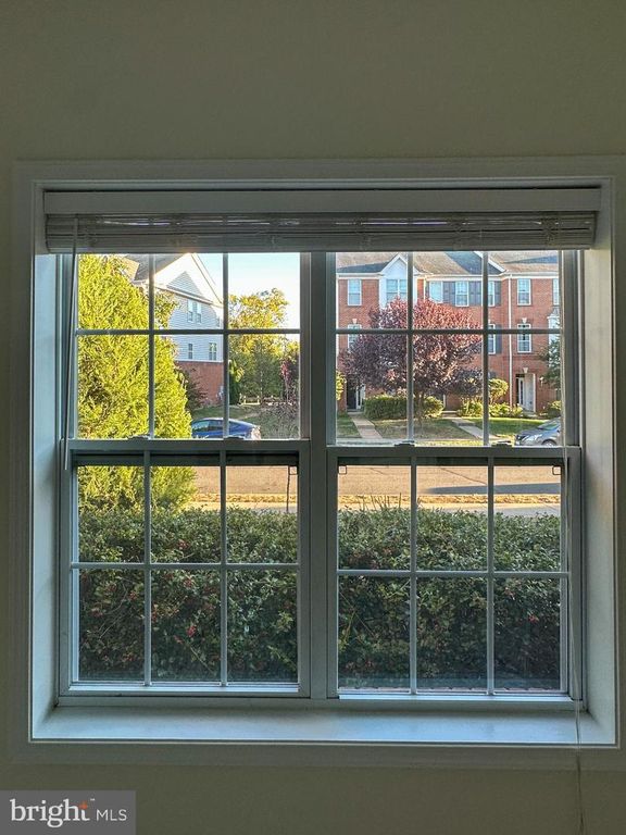 23069 WEYBRIDGE SQ, Broadlands, VA 20148