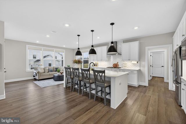 41249 BLOOMFIELD HILLS CT, Aldie, VA 20105