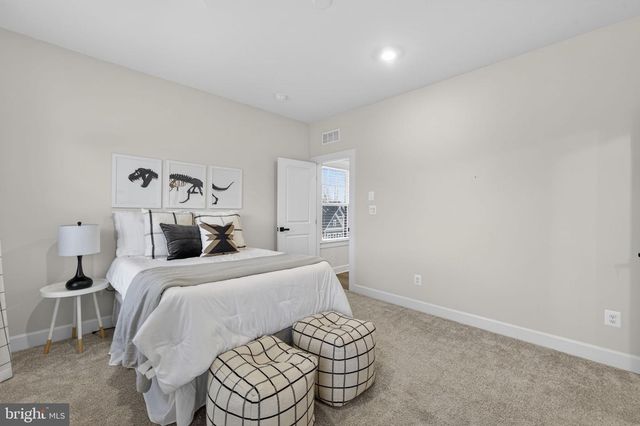 41249 BLOOMFIELD HILLS CT, Aldie, VA 20105