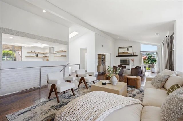 1304 Via Romero, Palos Verdes Estates, CA 90274