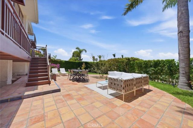 1304 Via Romero, Palos Verdes Estates, CA 90274