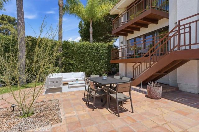 1304 Via Romero, Palos Verdes Estates, CA 90274