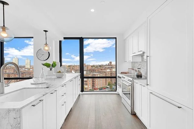 10706 Queens Blvd Apt 8A, New York City, NY 11375