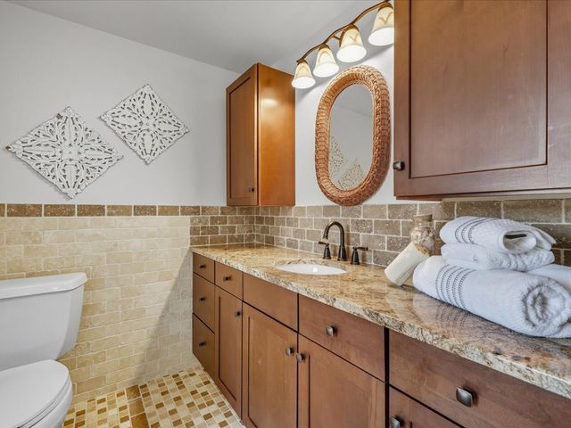 217 Huntington Road, Stratford, CT 06614