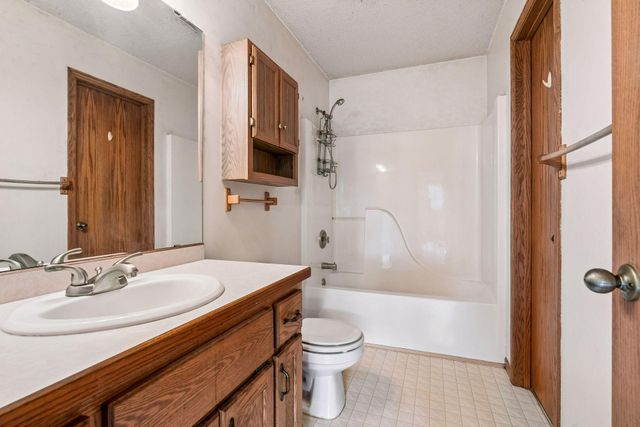 23533 Washington Street NE, Bethel, MN 55005