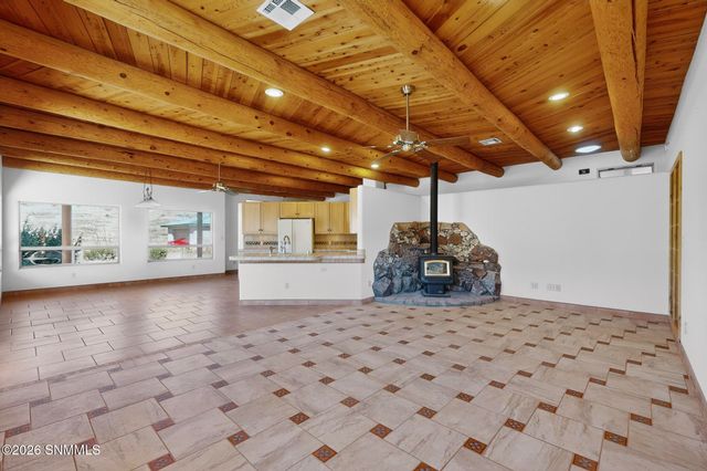 123 Victorio Trail, Hillsboro, NM 88042