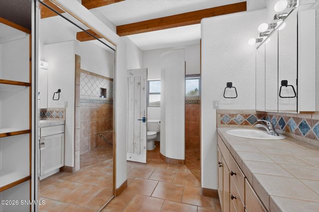 123 Victorio Trail, Hillsboro, NM 88042