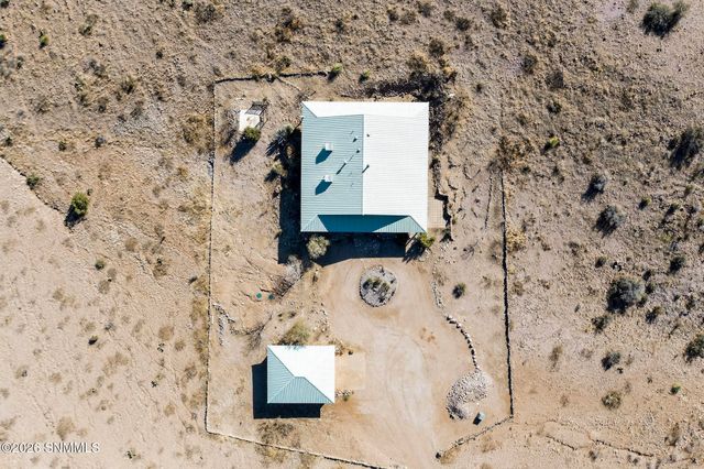 123 Victorio Trail, Hillsboro, NM 88042