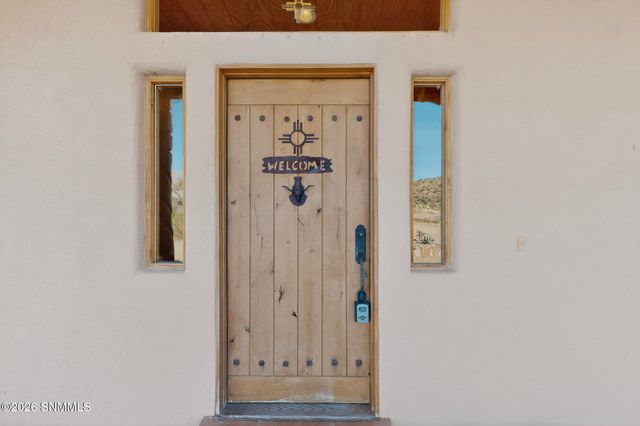 123 Victorio Trail, Hillsboro, NM 88042