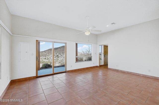 123 Victorio Trail, Hillsboro, NM 88042