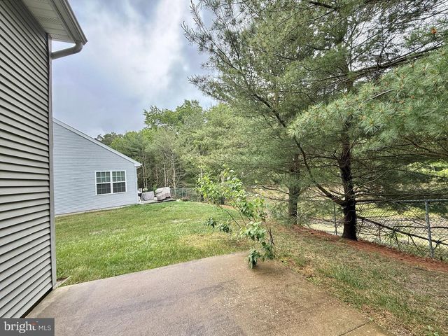 74 BRIARWOOD DR, Tuckerton, NJ 08087