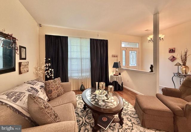74 BRIARWOOD DR, Tuckerton, NJ 08087
