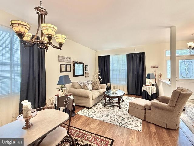 74 BRIARWOOD DR, Tuckerton, NJ 08087