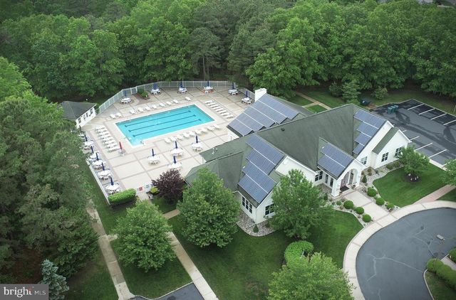 74 BRIARWOOD DR, Tuckerton, NJ 08087