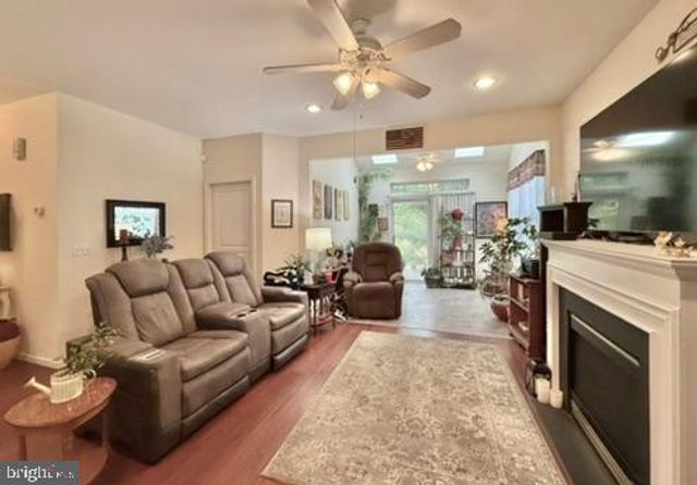 74 BRIARWOOD DR, Tuckerton, NJ 08087