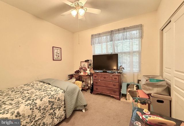 74 BRIARWOOD DR, Tuckerton, NJ 08087