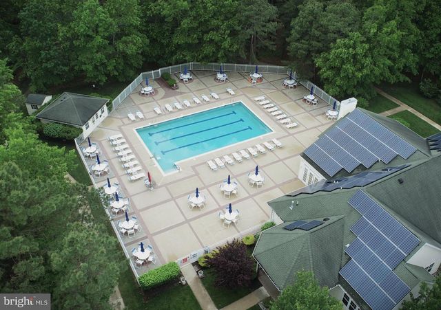 74 BRIARWOOD DR, Tuckerton, NJ 08087