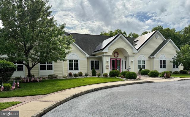 74 BRIARWOOD DR, Tuckerton, NJ 08087